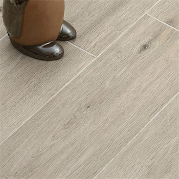 HFLOR Harmony Natural Feature Strip