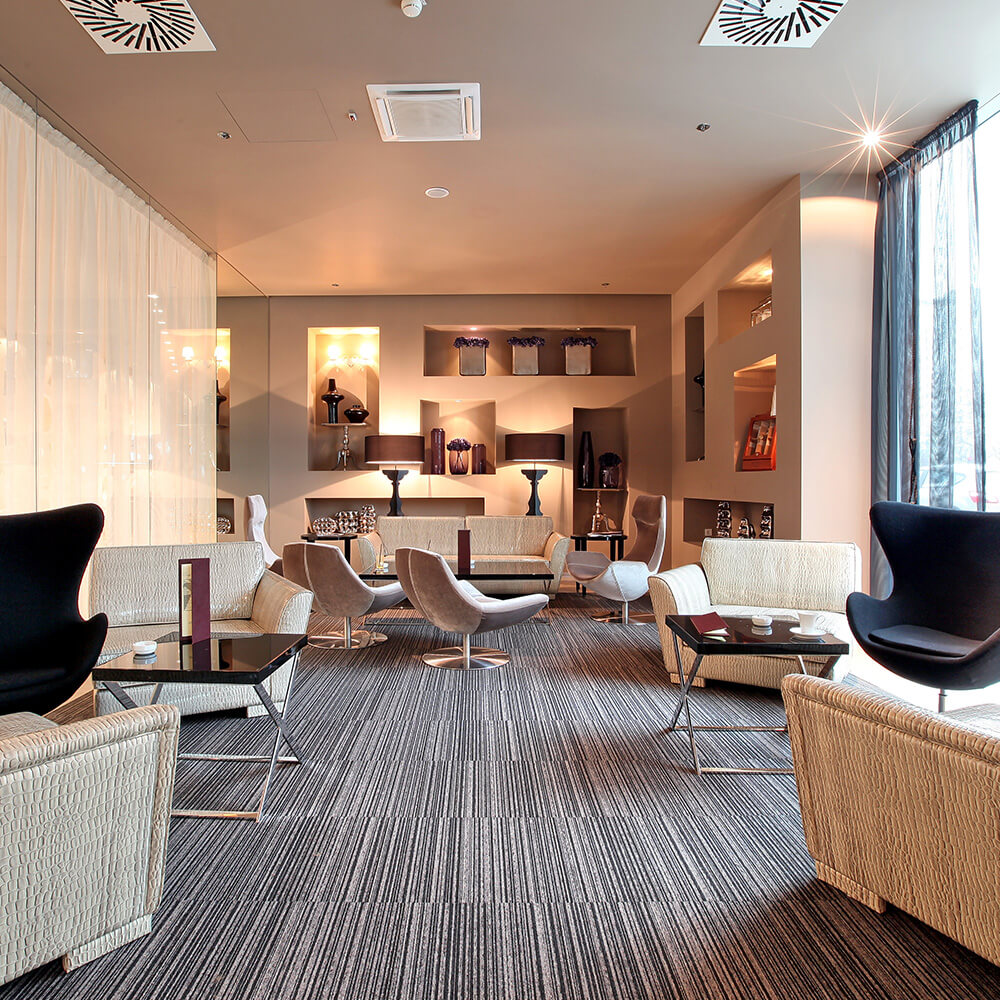 Nouveau Elite Gradient