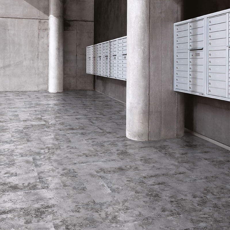 Boundary metallics in apartment lobby