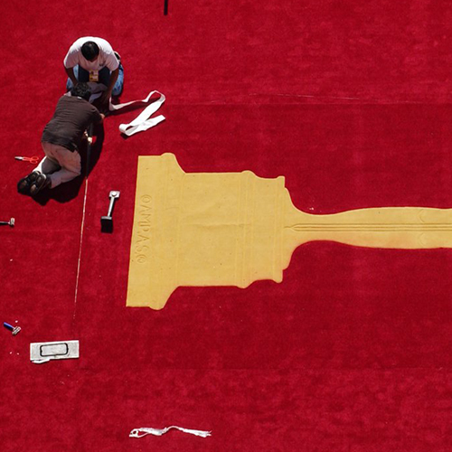 Oscars red carpet being installed