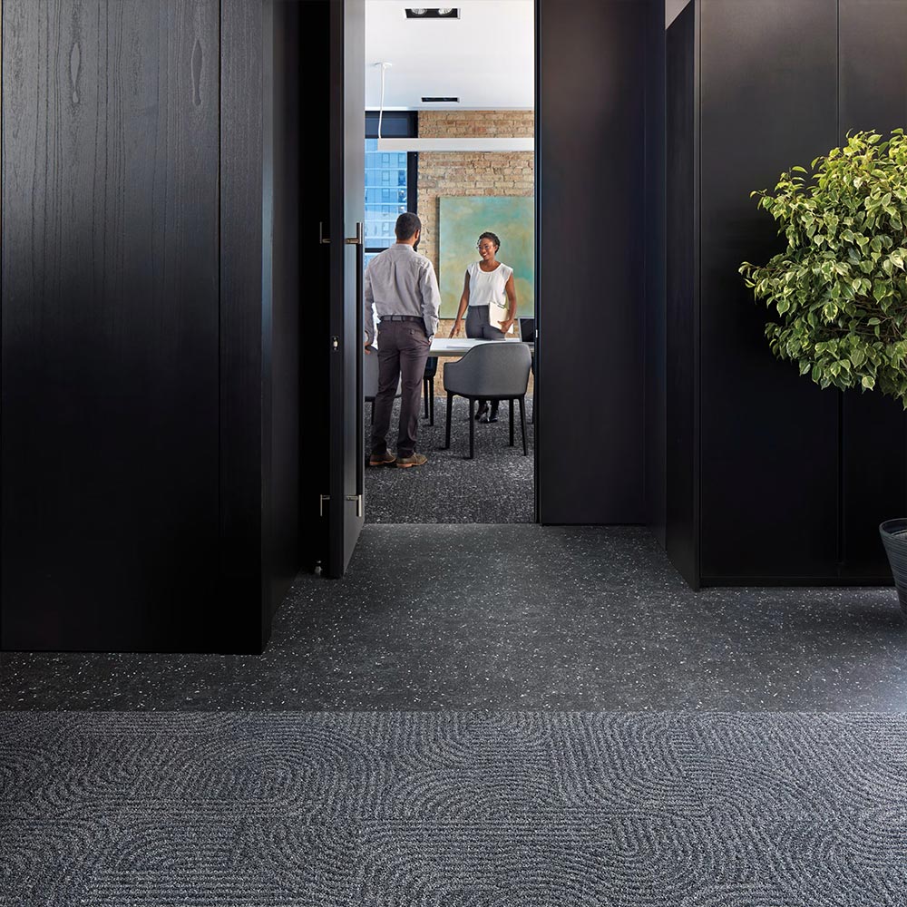 Interface Look Both Ways - Walk the Aisle Carbon A01 304