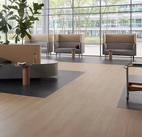 Forbo Allura Decibel 0.8 - Golden Smooth Oak 120x20cm 5313AD8