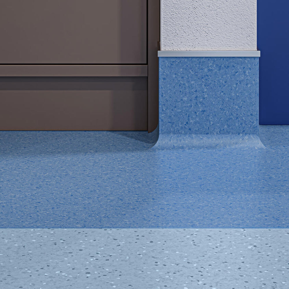 IN_HO-Floors-Premium-Primo-Light-Blue-21010637-Eclipse-Spirit-Medium-Blue-21020979_002