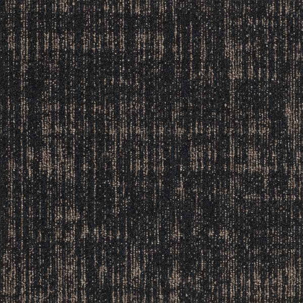 785