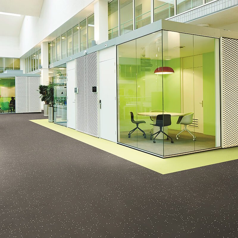 Forbo Sphera Energetic Concrete Sheet Vinyl - DCTUK