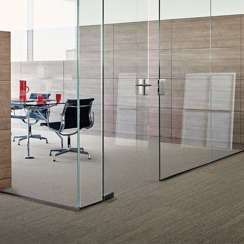 Interface Output Loop Azure Carpet Tiles - DCTUK