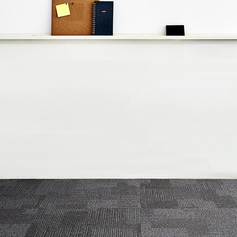 Interface Yuton 104 4080015 Jet Carpet Tiles - DCTUK