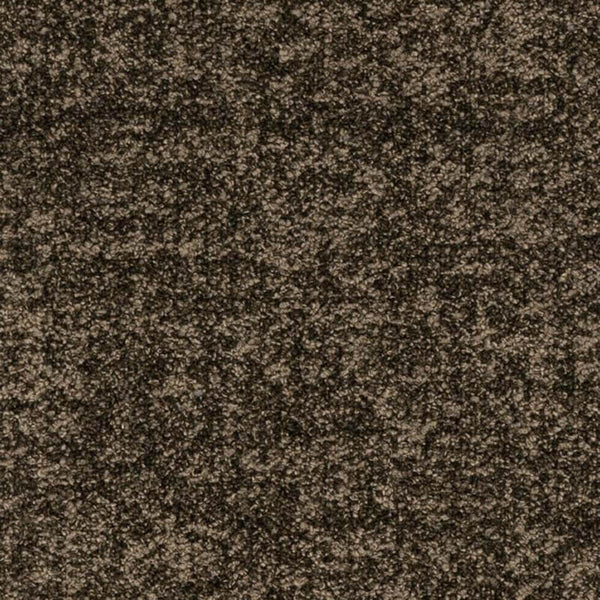 685