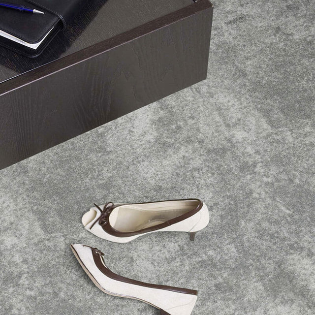 Nouveau Concrete Cloud Carpet Tiles - DCTUK