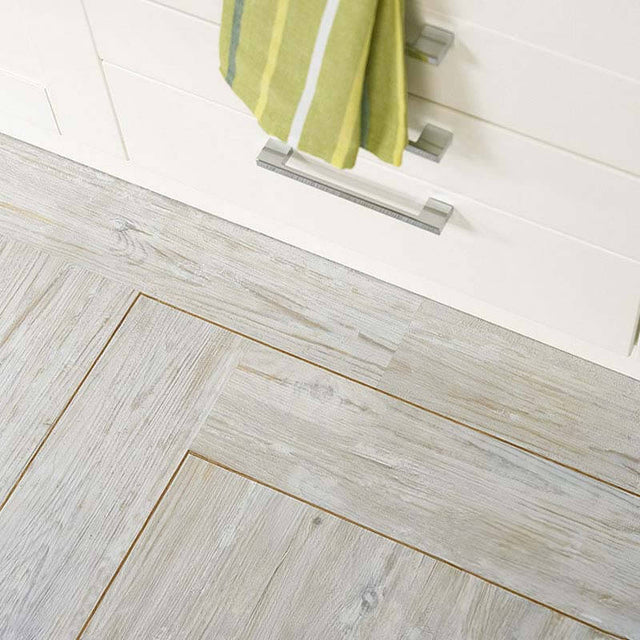 Polyflor Classic Oak Marquetry Feature Strip Feature Strips - DCTUK